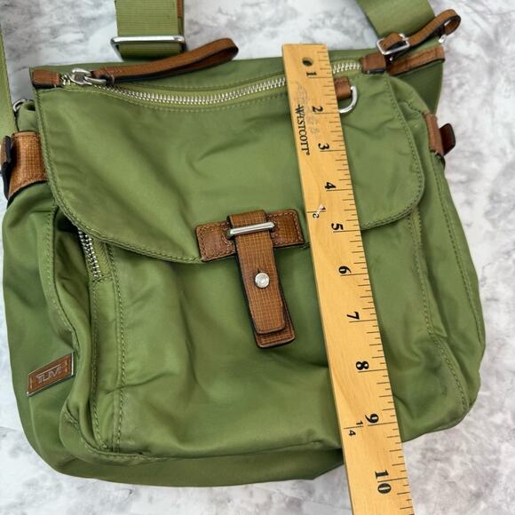 TUMI Nylon Forrest Green Brown Accents Voyageur Lugano Shoulder Messenger Bag